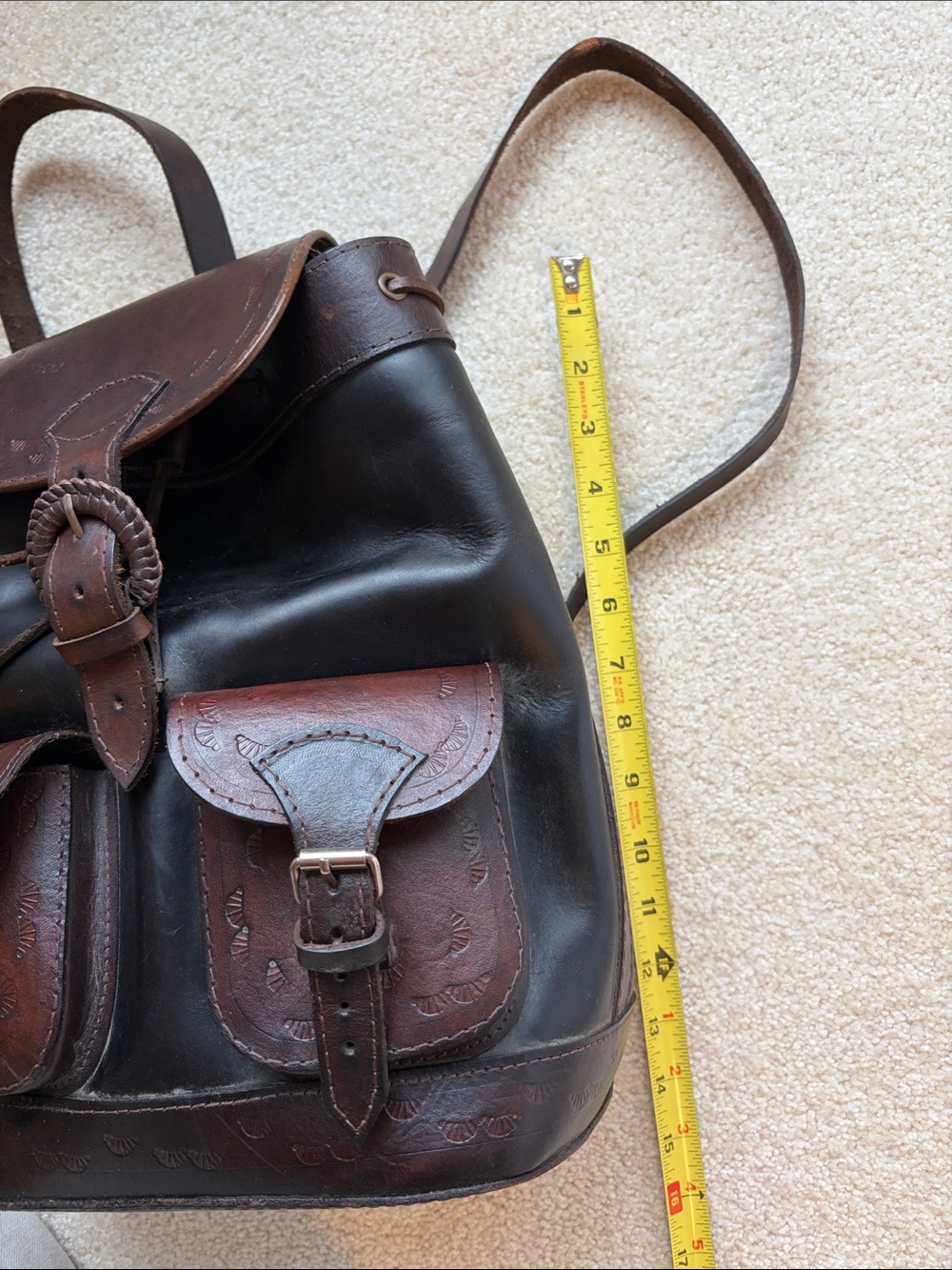 Small 100% leather unbranded black and dark brown backpack - Picture 2 of 6